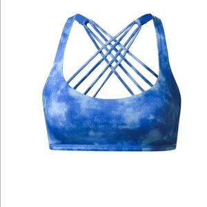 LULULEMON | Women’s Free to Be Sports Bra